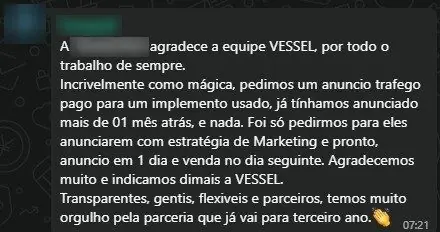 Print de conversa com cliente (dados borrados): depoimento: anúncio em 1 dia e venda no dia seguinte